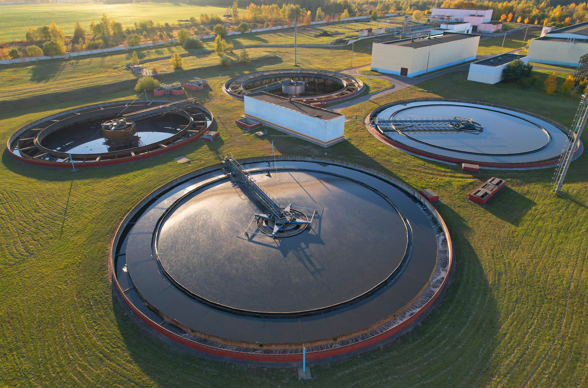 Sewage Treatment Plant. Wastewater Treatment Water Use. Filtration Effluent and Waste Water.